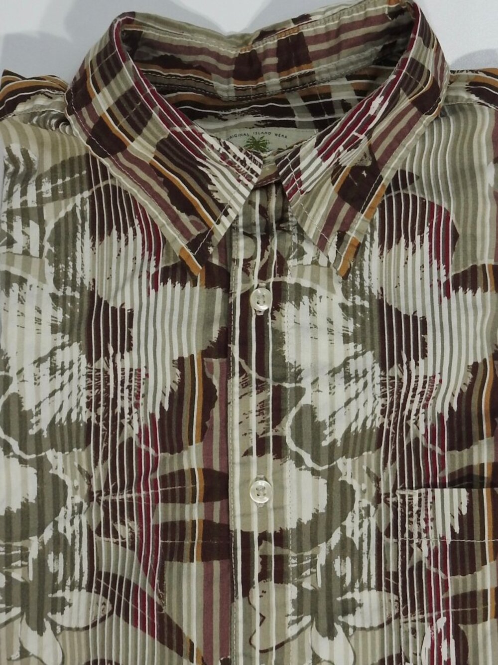 Island Shores Sz L Mens Hawaiian Shirt 100% Cotton Hibiscus Brown Maroon Tropica